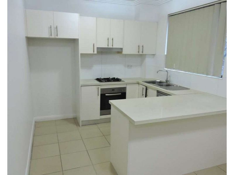 2/29-31 Lydbrook Street, Westmead NSW 2145