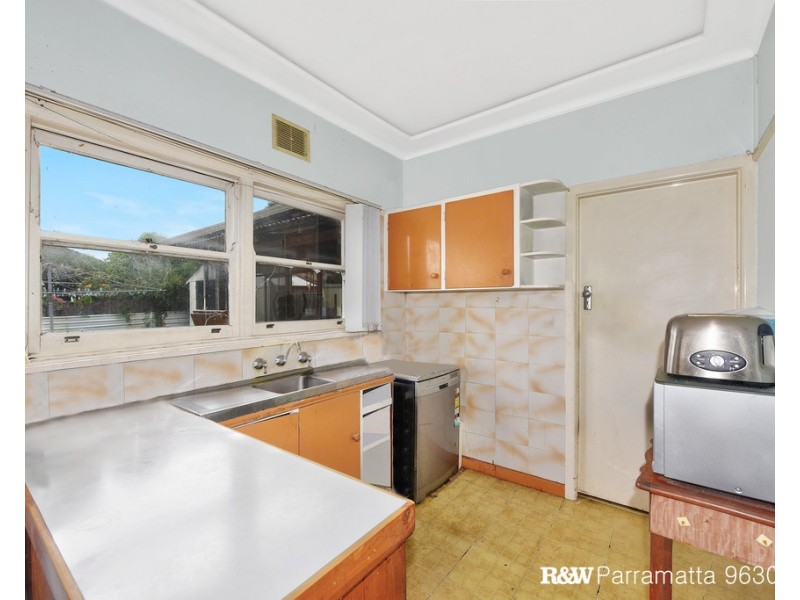 59 Alexandra Ave, Westmead NSW 2145