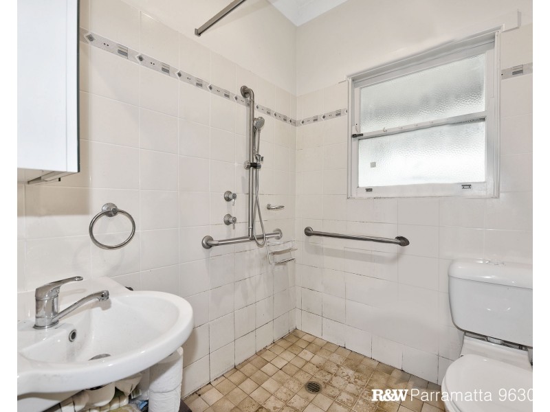 59 Alexandra Ave, Westmead NSW 2145