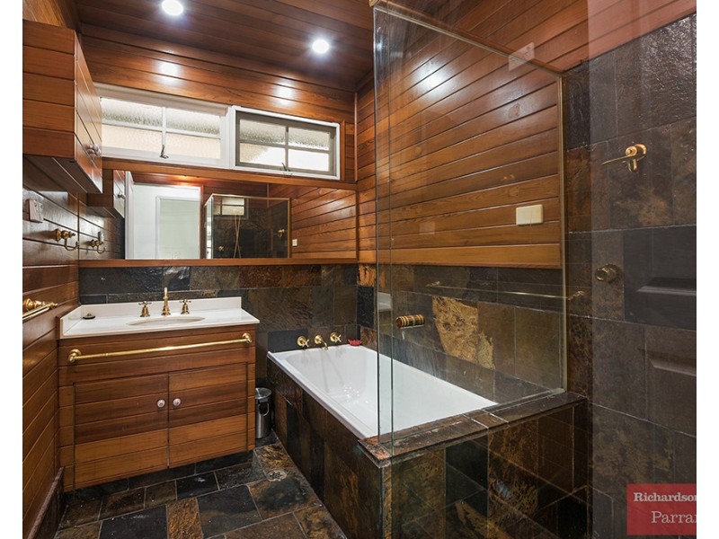 19 Brian Street, Merrylands West NSW 2160