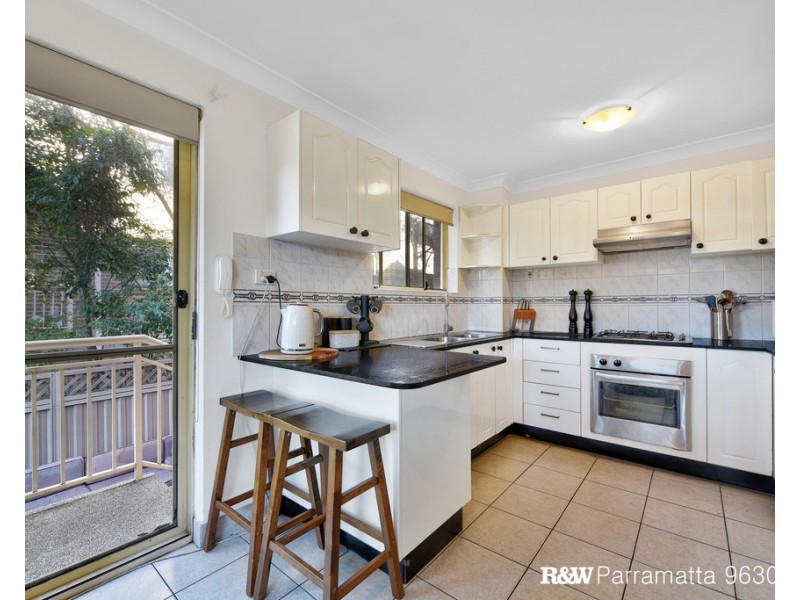 2/9-11 Oxford Street, Merrylands NSW 2160