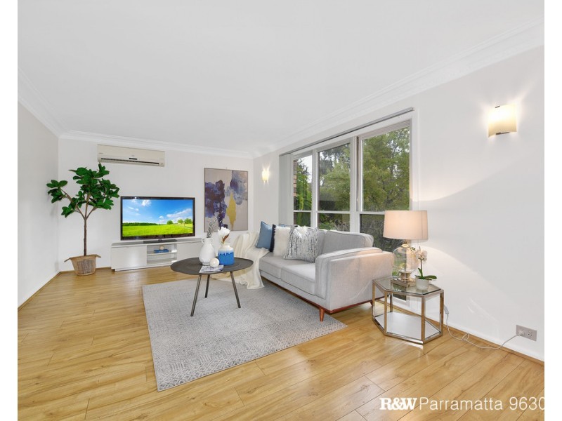 2 Hutchins Crescent, Kings Langley NSW 2147