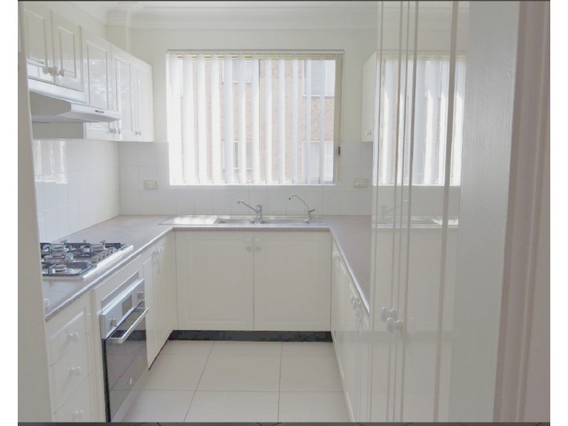 8/23-25 Manchester Street, Merrylands NSW 2160