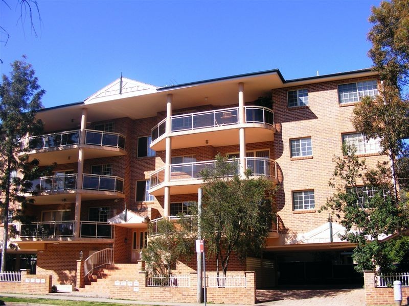8/30-32 Queens Avenue, Parramatta NSW 2150
