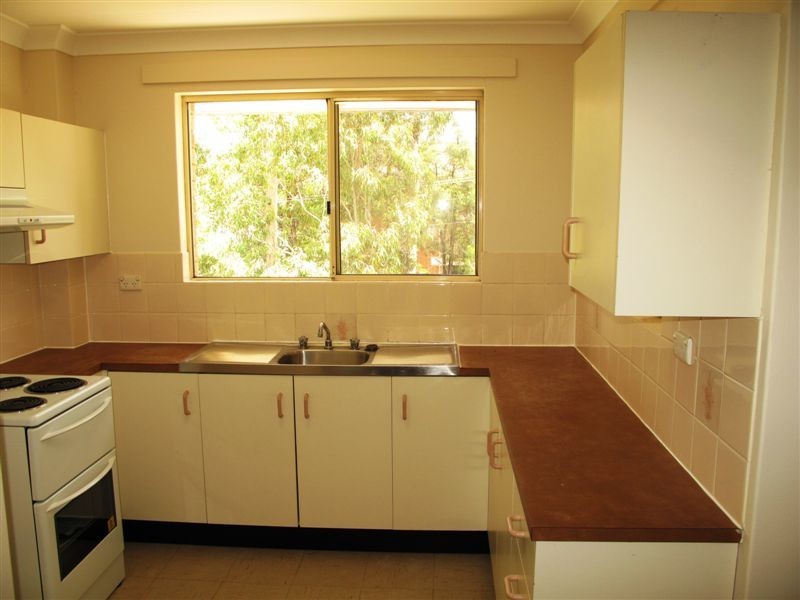 13/48 Hassall Street, Westmead NSW 2145