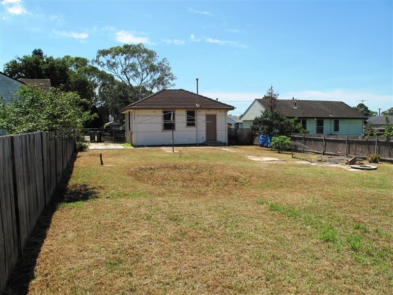 8 Sheahan Avenue, Guildford NSW 2161