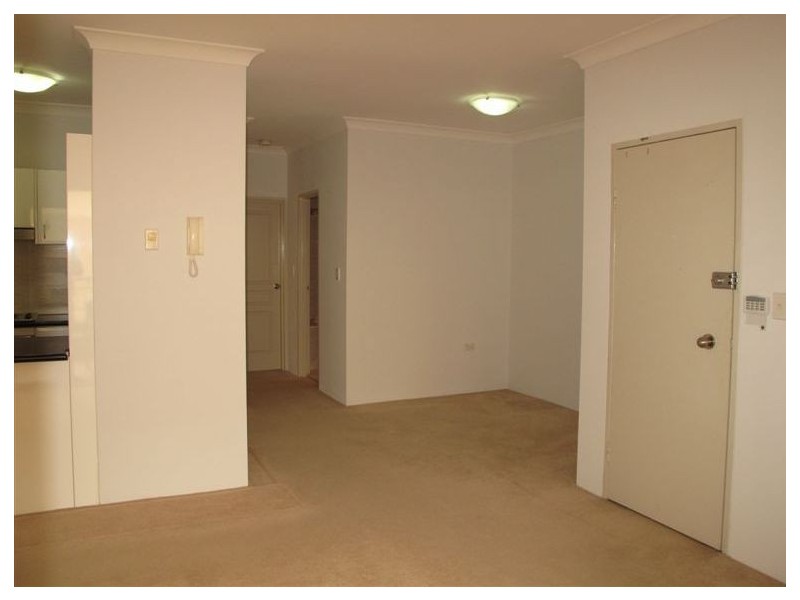 8/1-3 Virginia Street, Rosehill NSW 2142