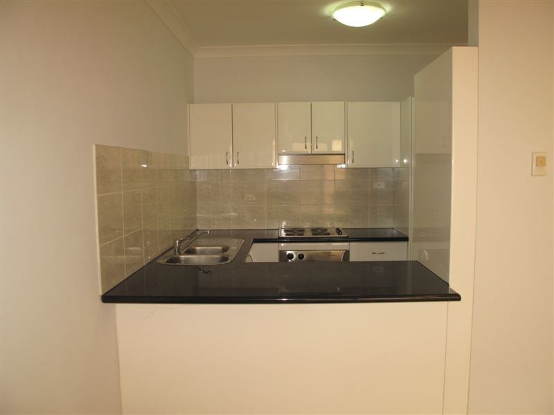 8/1-3 Virginia Street, Rosehill NSW 2142