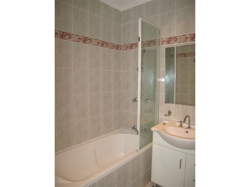 8/1-3 Virginia Street, Rosehill NSW 2142