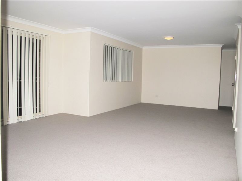 11/2-8 Bailey Street, Westmead NSW 2145