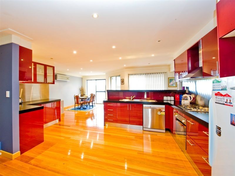 13 Buckland Road, Casula NSW 2170