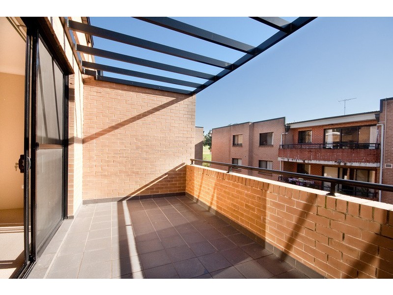 17/22  Pitt Street, Parramatta NSW 2150