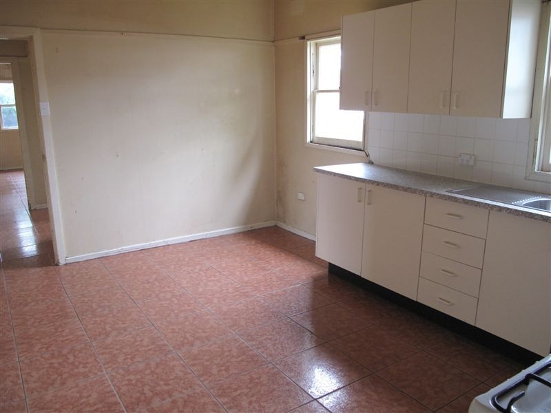 20 Laverack Crescent, South Granville NSW 2142