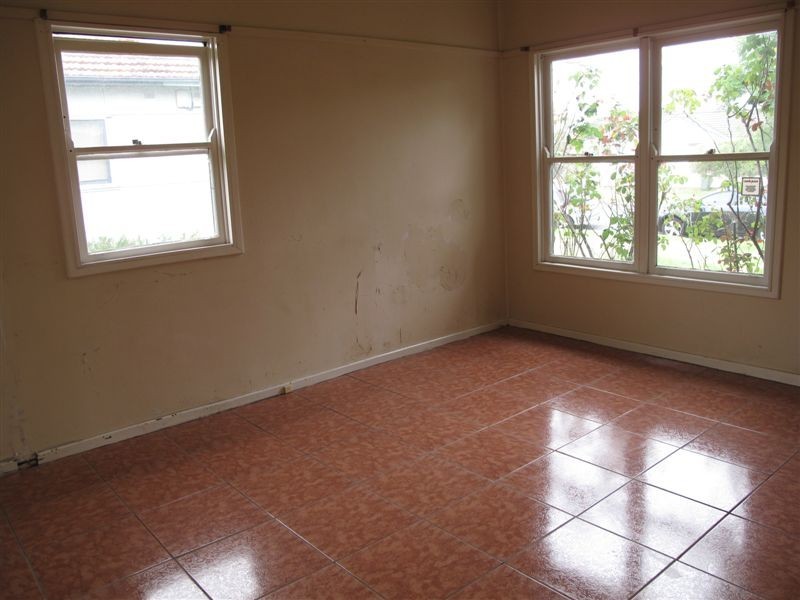 20 Laverack Crescent, South Granville NSW 2142