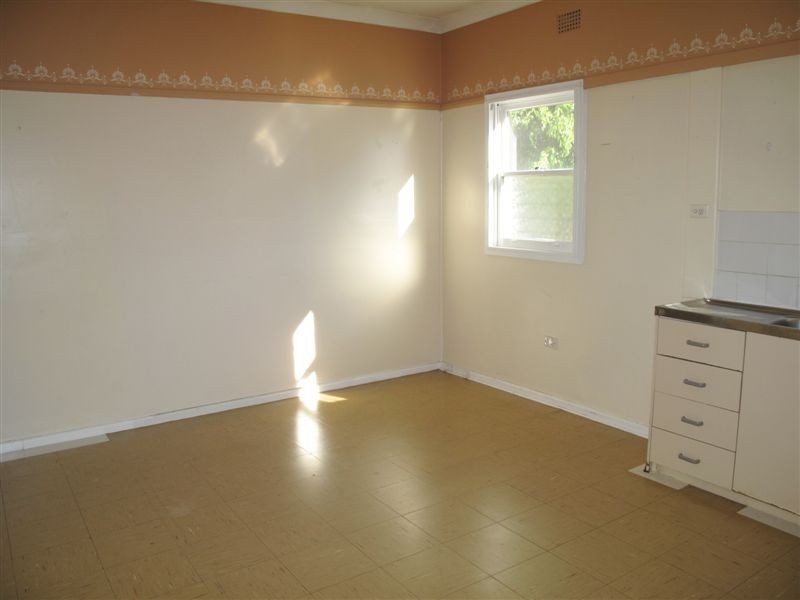 67 Toonagbbie Road, Toongabbie NSW 2146