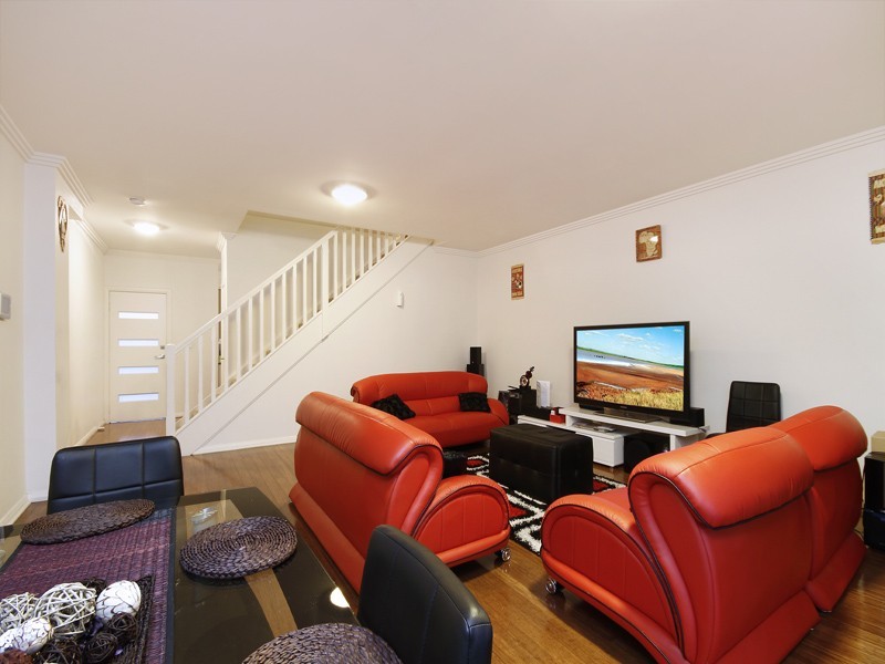 3/100 Kenyons Road, Merrylands NSW 2160