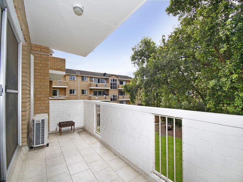 D4/10-12 Thomas Street, Parramatta NSW 2150