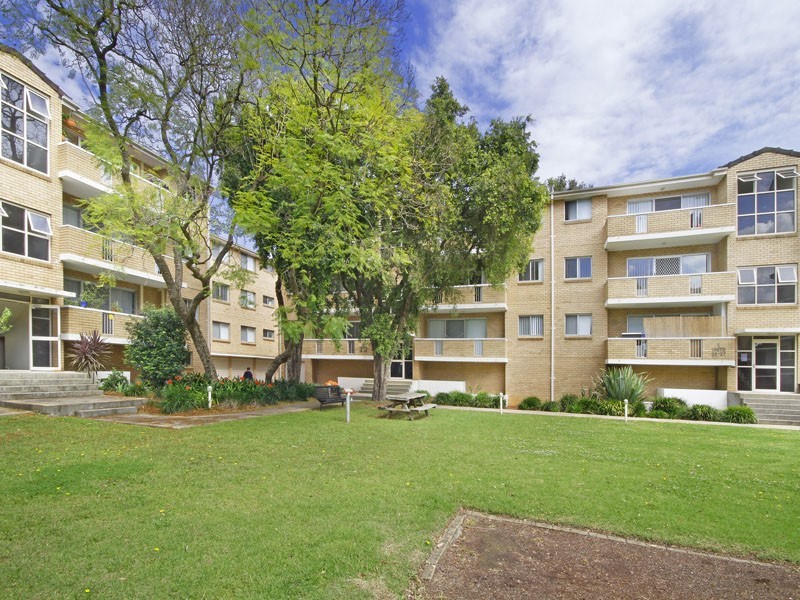 D4/10-12 Thomas Street, Parramatta NSW 2150