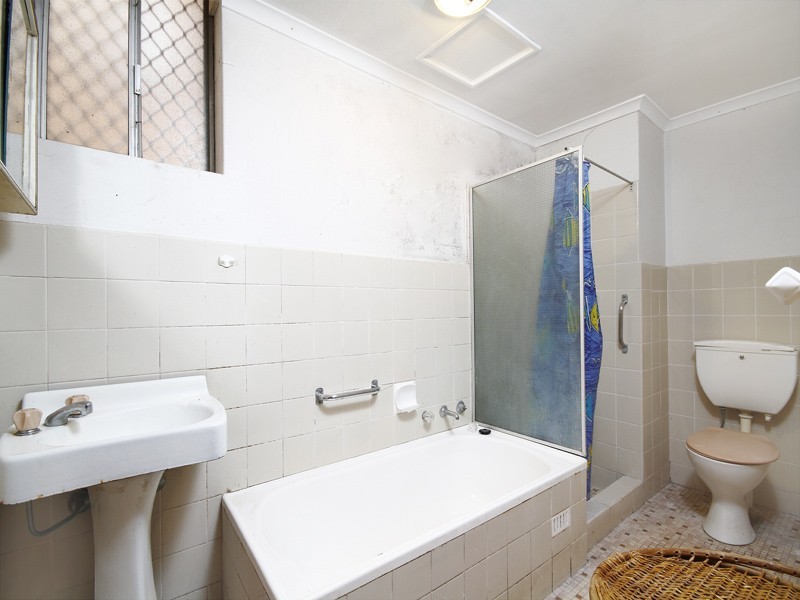 2/5 Thomas Street, Parramatta NSW 2150