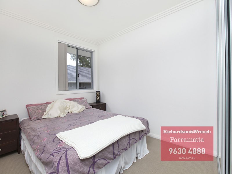 42/100 Kenyons Road, Merrylands West NSW 2160