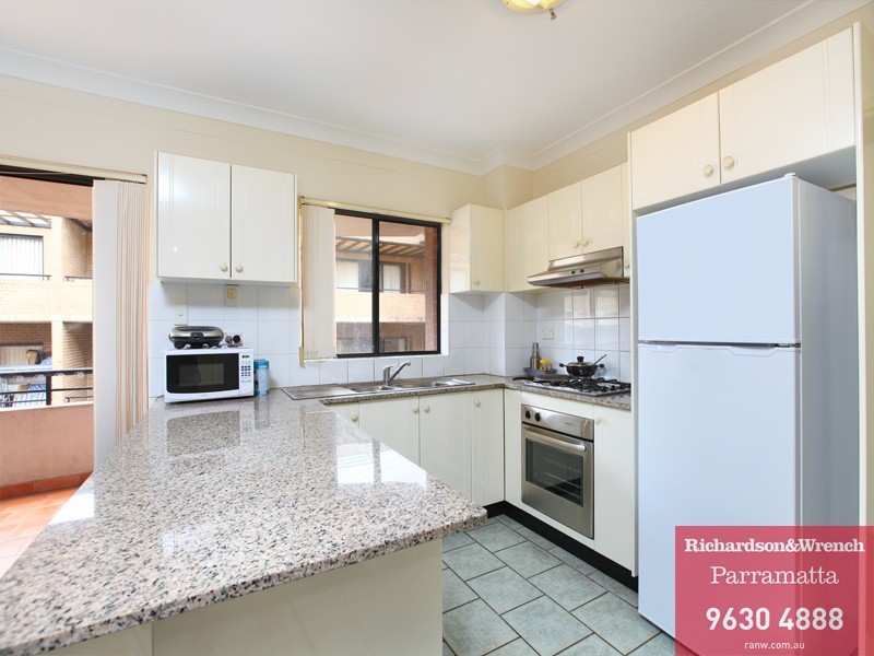 4/20 Pitt Street, Parramatta NSW 2150