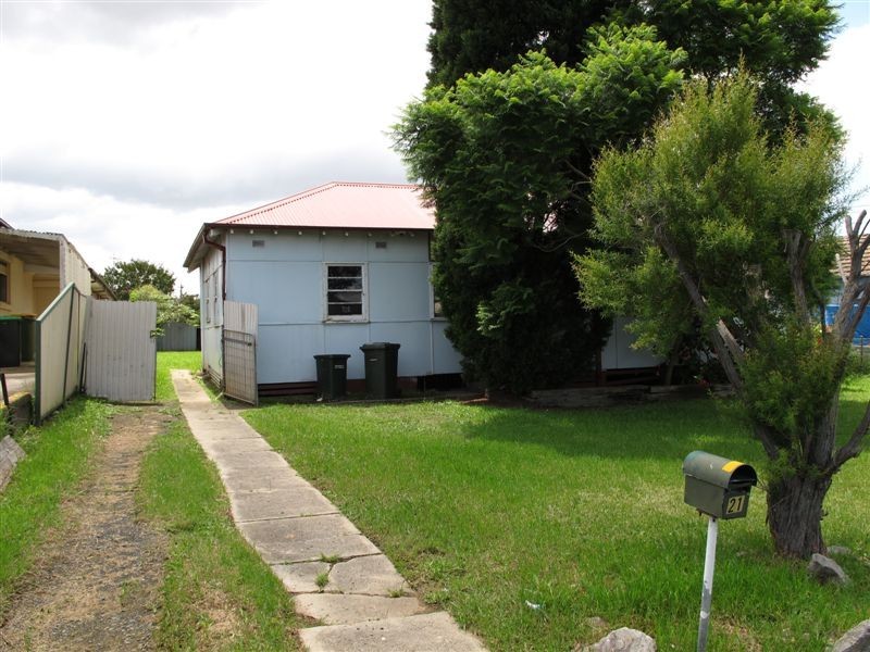 21 Crossland Street, Merrylands NSW 2160