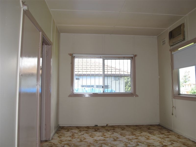 21 Crossland Street, Merrylands NSW 2160