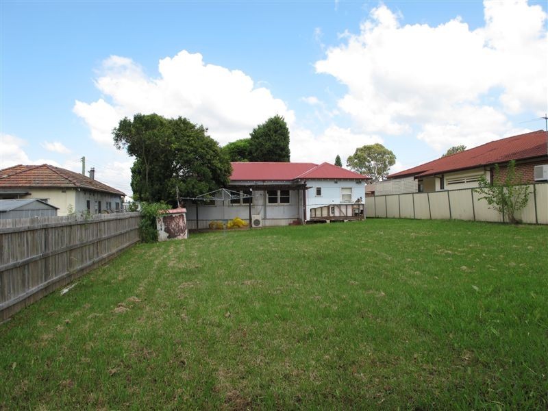 21 Crossland Street, Merrylands NSW 2160