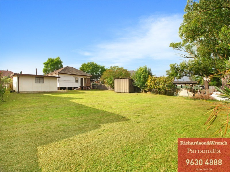 33 Broughton Street, Guildford NSW 2161