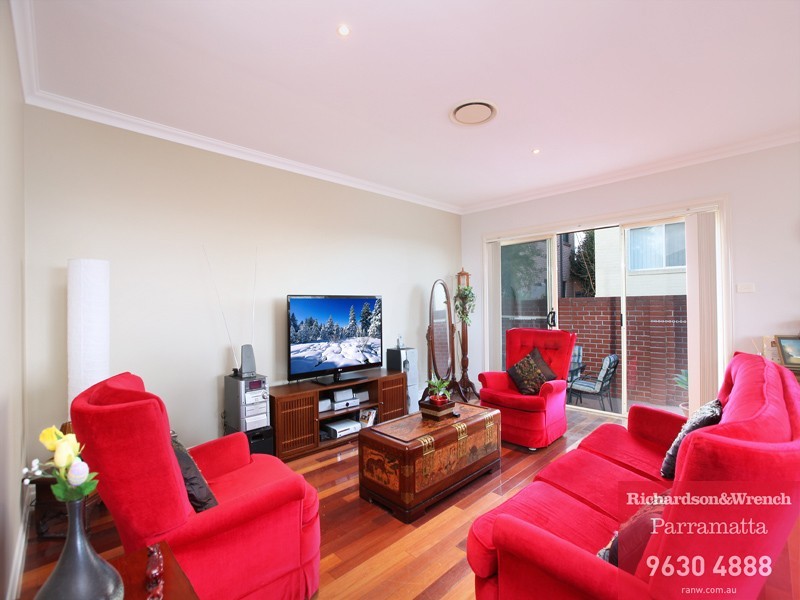 2 Colonial Court, Winston Hills NSW 2153