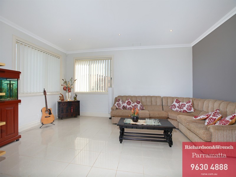 2 Colonial Court, Winston Hills NSW 2153