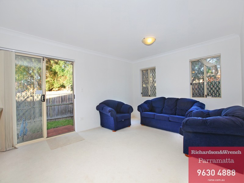 4/241 Old Windsor Road, Old Toongabbie NSW 2146