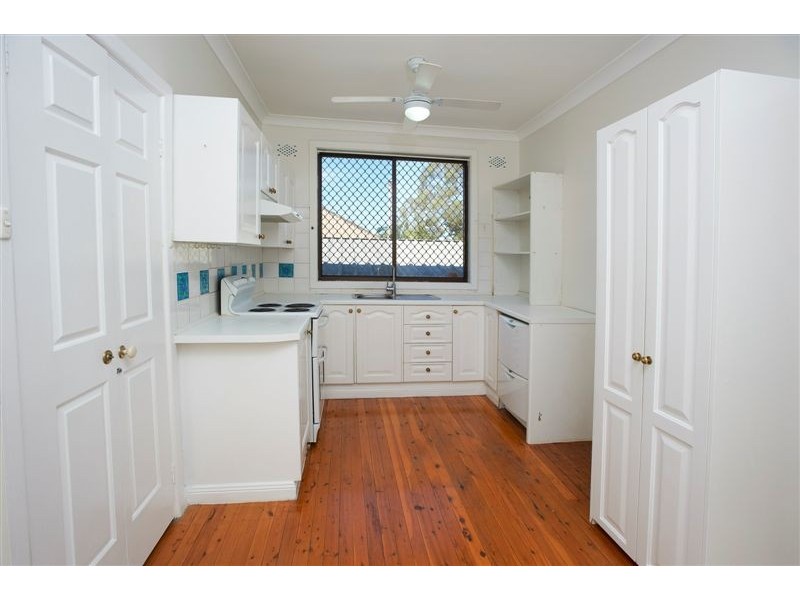 4 Brelogail Street, Northmead NSW 2152