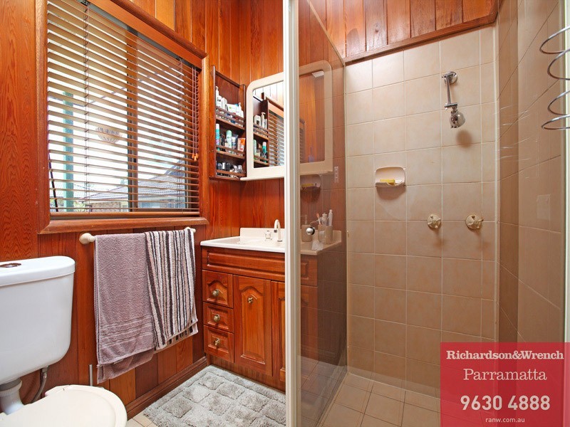 8 Currong Street, South Wentworthville NSW 2145