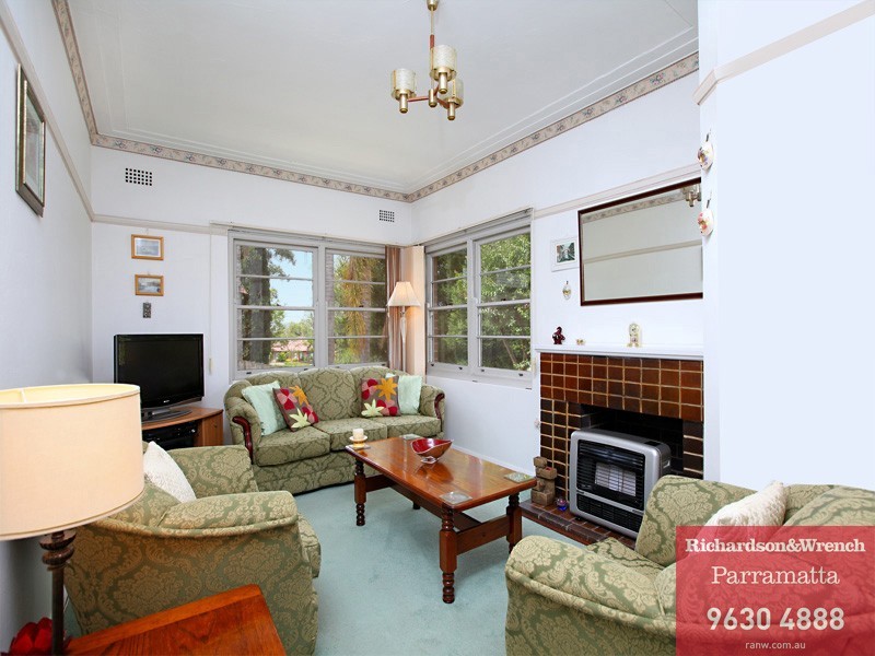 16 Toohey Avenue, Westmead NSW 2145