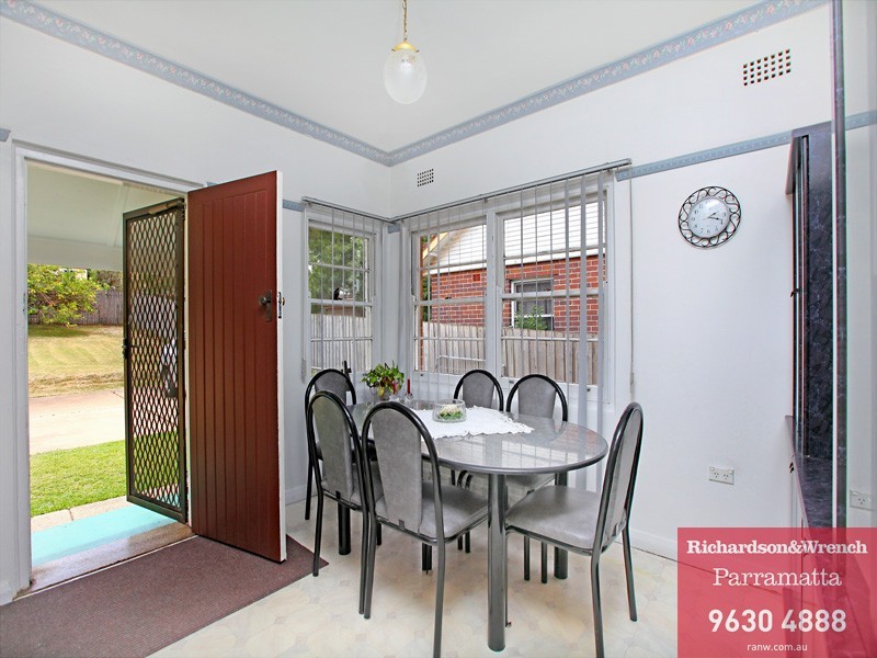 16 Toohey Avenue, Westmead NSW 2145