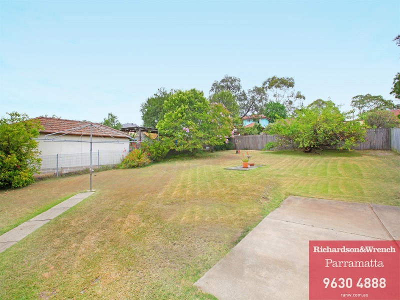 16 Toohey Avenue, Westmead NSW 2145