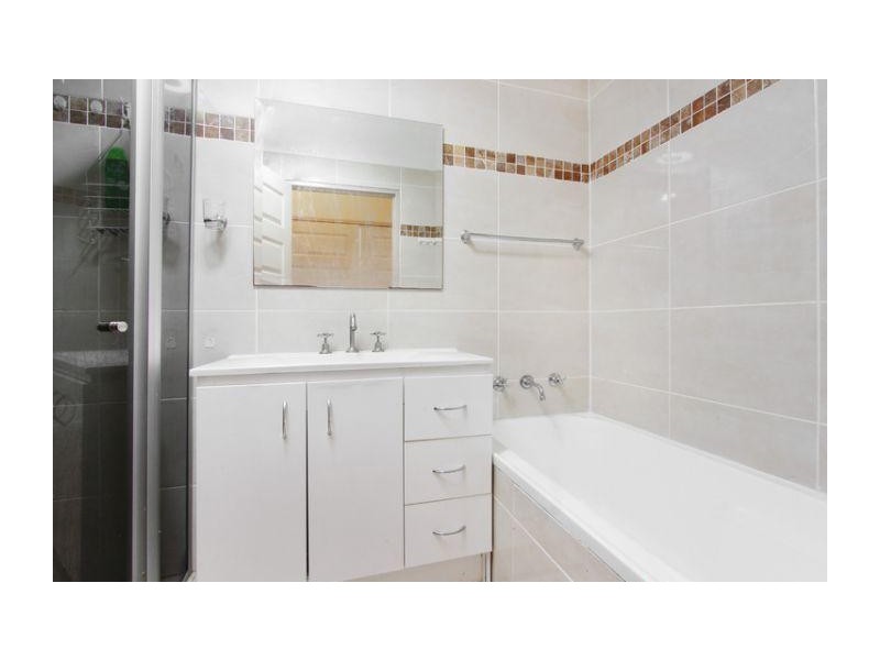 2/34-36 Boomerang Street, Granville NSW 2142