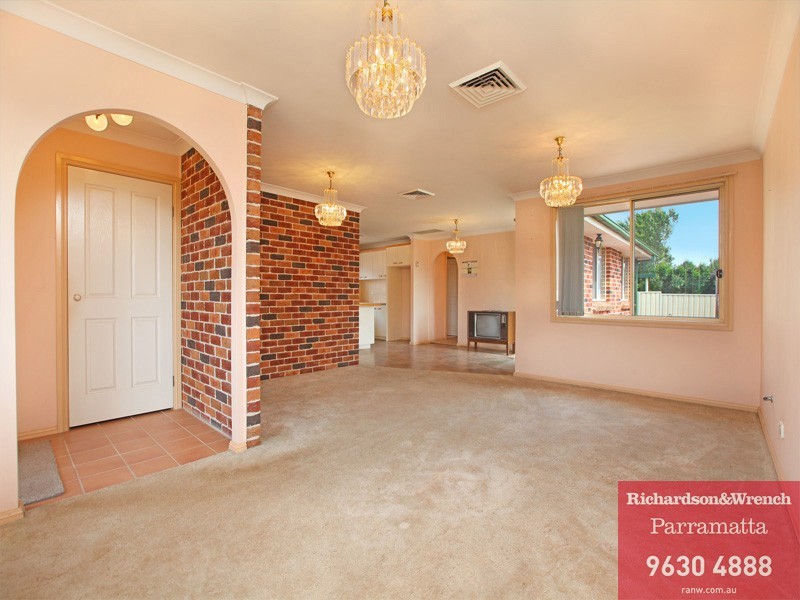 23 Waring Crescent, Plumpton NSW 2761