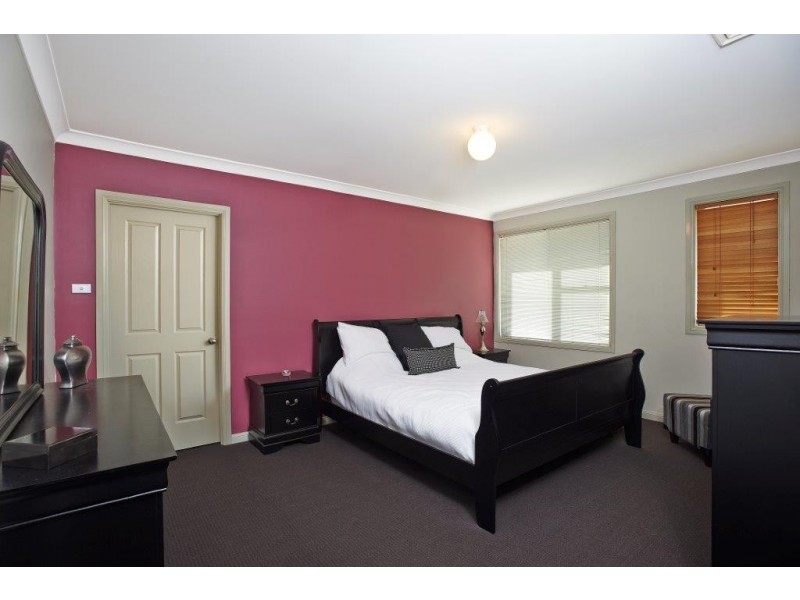 32 Reston Grange, Bella Vista NSW 2153