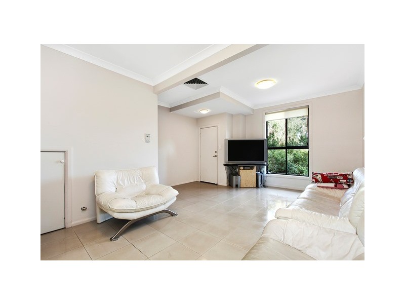 2/110 Albert Street East, North Parramatta NSW 2151