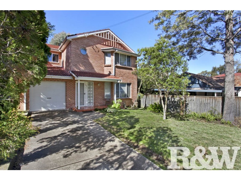 2/165 Burnett Street, Mays Hill NSW 2145