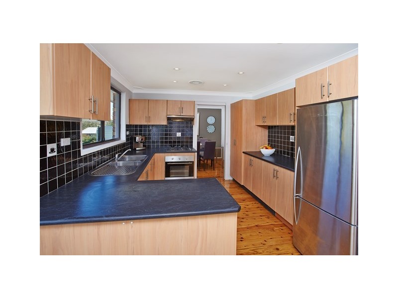 12 Davidson Road, Guildford NSW 2161