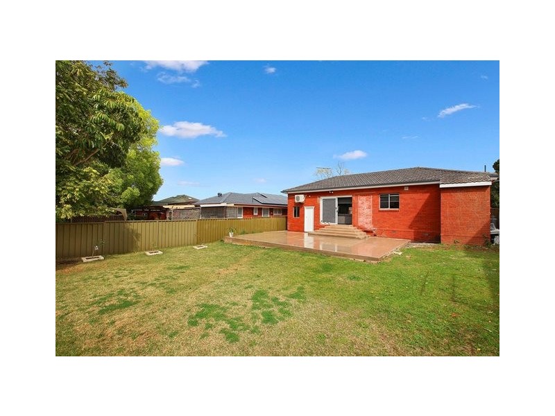 38 Nottingham Street, Northmead NSW 2152