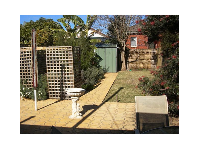 8 Archibald Street, Granville NSW 2142