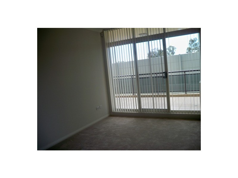 12/2-4 Fifth Avenue, Blacktown NSW 2148