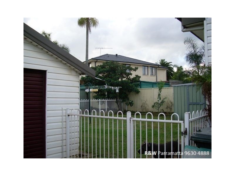 77 Warren Road, Woodpark NSW 2164