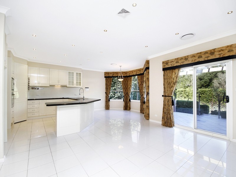 13 Wyuna Place, Oatlands NSW 2117