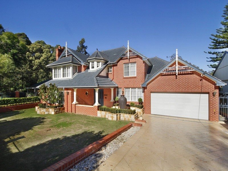 13 Wyuna Place, Oatlands NSW 2117