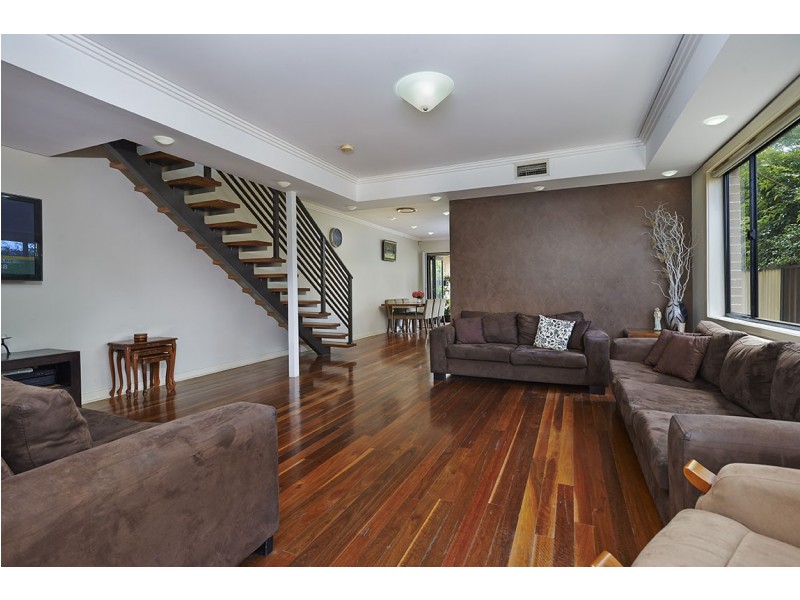 11a Sherwood Street, Northmead NSW 2152